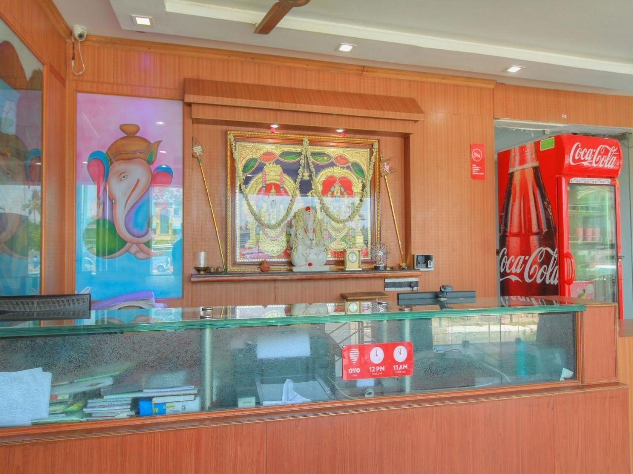 Oyo 15948 Hotel Srees Tiruchirappalli Εξωτερικό φωτογραφία
