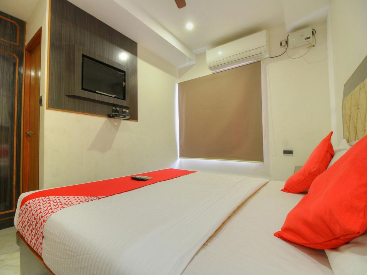 Oyo 15948 Hotel Srees Tiruchirappalli Εξωτερικό φωτογραφία
