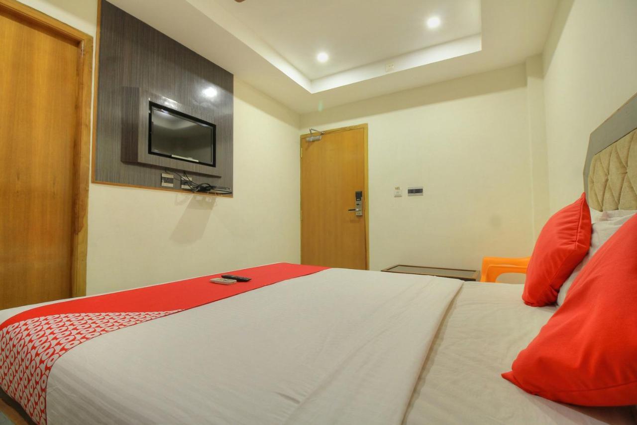 Oyo 15948 Hotel Srees Tiruchirappalli Εξωτερικό φωτογραφία