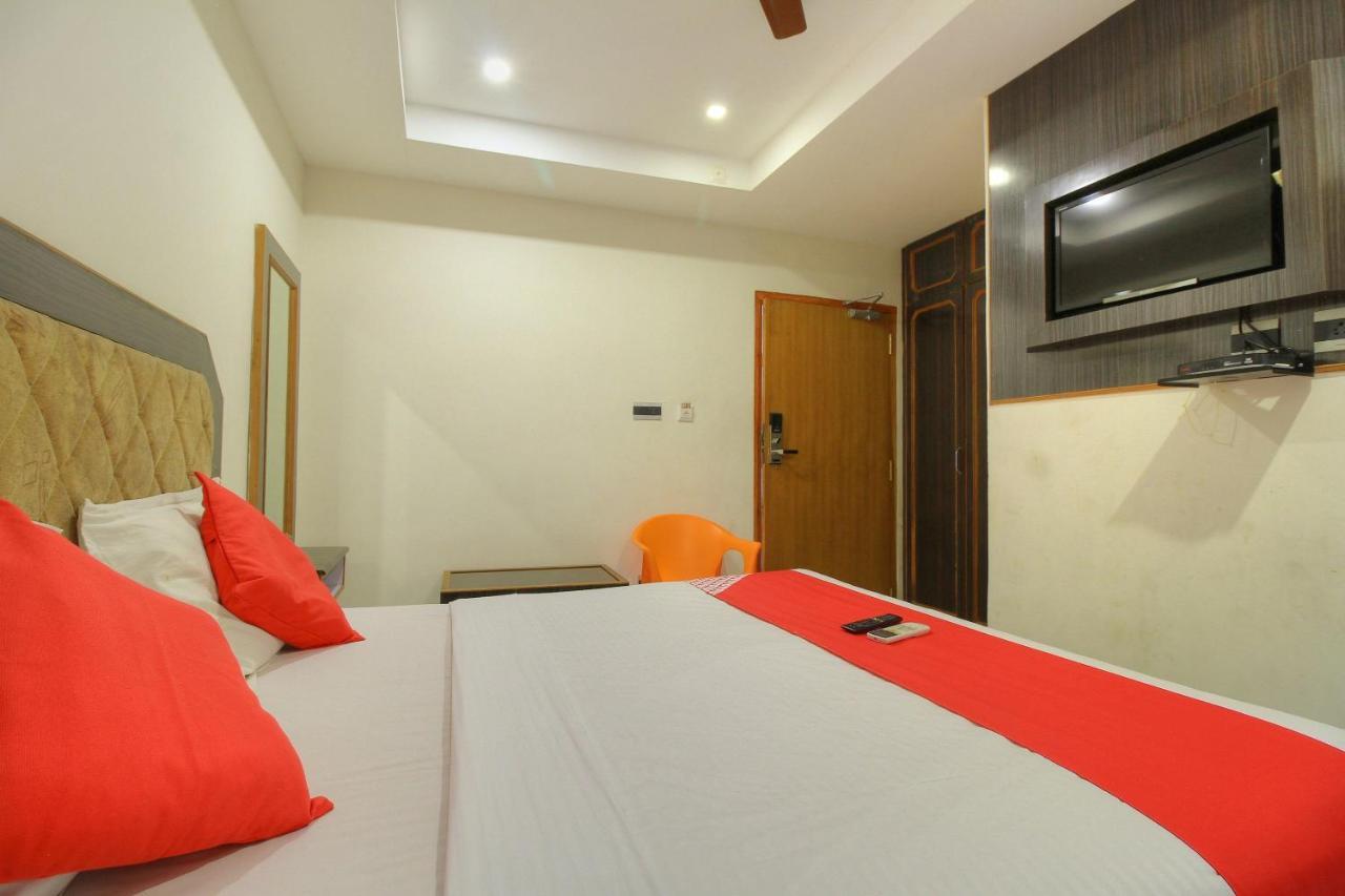 Oyo 15948 Hotel Srees Tiruchirappalli Εξωτερικό φωτογραφία